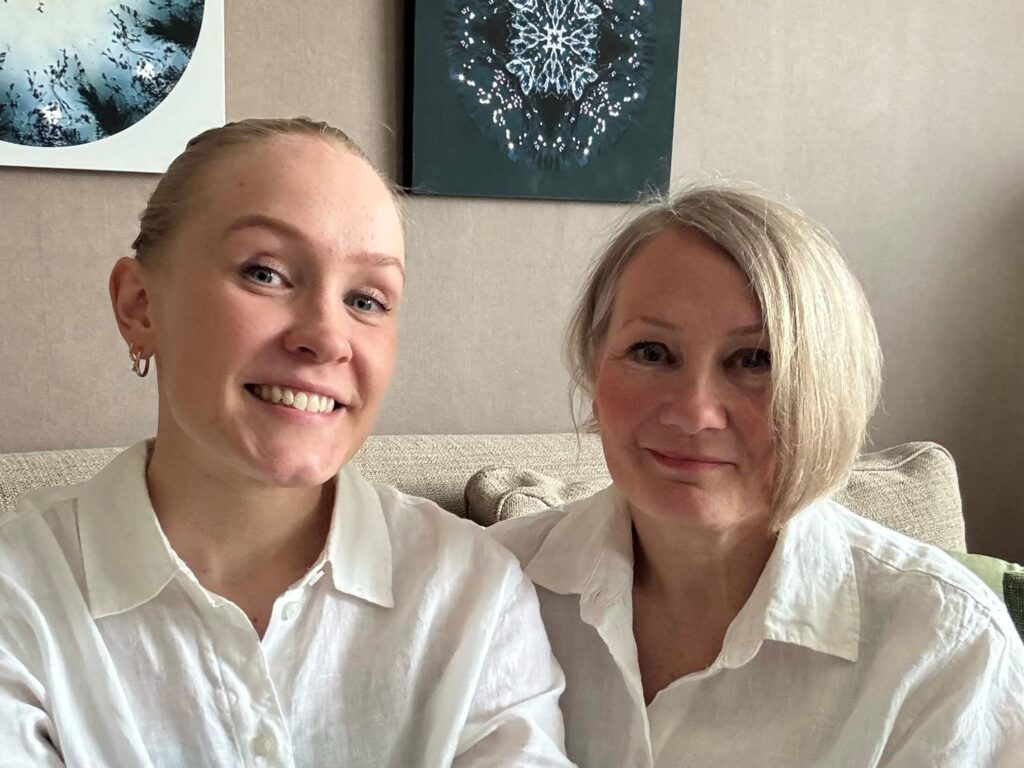Kiropraktikko Kerttu-Kaarina Hietavala ja Anu Härmä-Hietavala ottavat vastaan asiakkaita Jämsässä